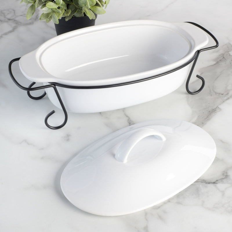 Gibson Elite Gracious Dining 2.2qt Stoneware Bakeware w/ Lid & Metal Rack - White - Oval - Gift Box