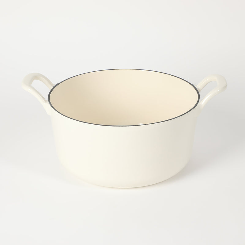 Bloomhouse 7qt Enamel Cast Iron Dutch Oven w/ Embossed Leaf Lid & Wooden Trivet -Silver Cast Stainless Steel Knob - Gift Box w/ Remailer
