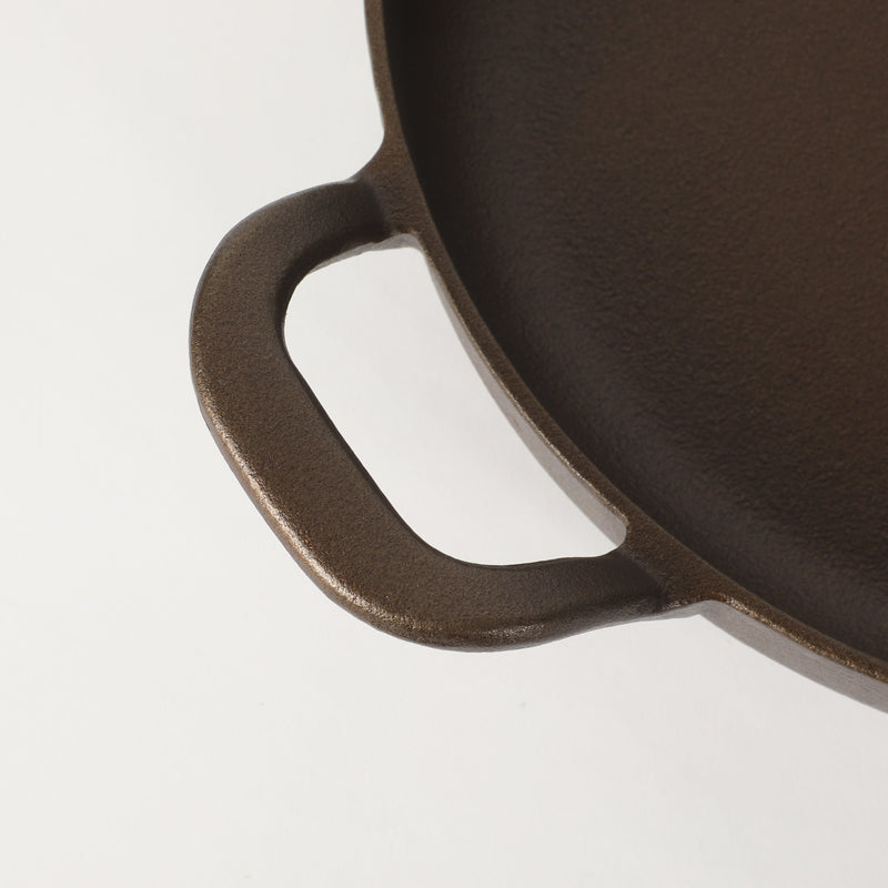 Bloomhouse 10" Preseason Plus Cast Iron Skillet w/ Wooden Trivet - Olive Oil - Gift Box w/ Remailer