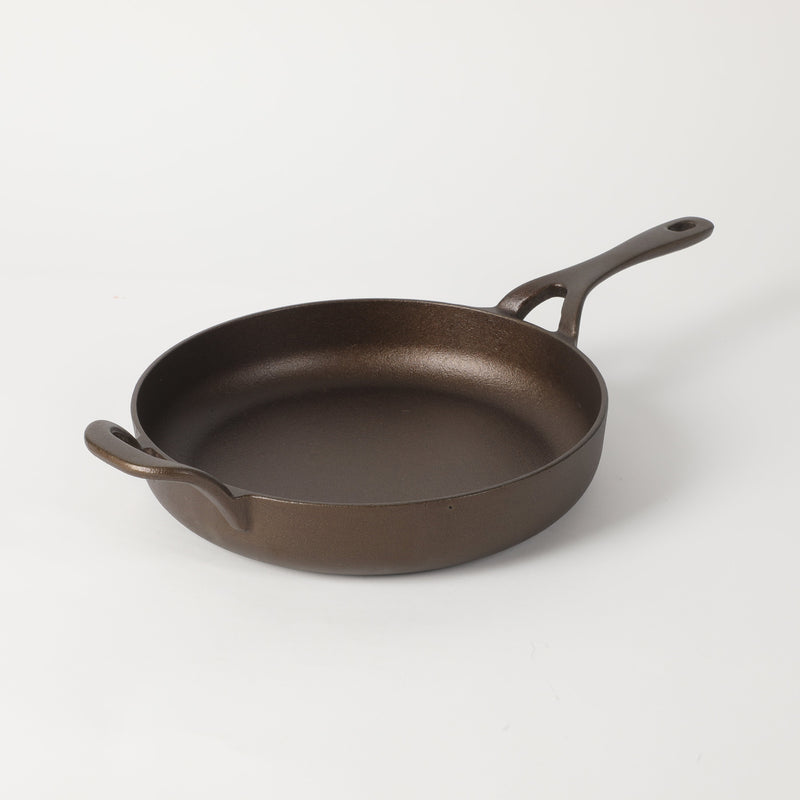 Bloomhouse 10" Preseason Plus Cast Iron Skillet w/ Wooden Trivet - Olive Oil - Gift Box w/ Remailer