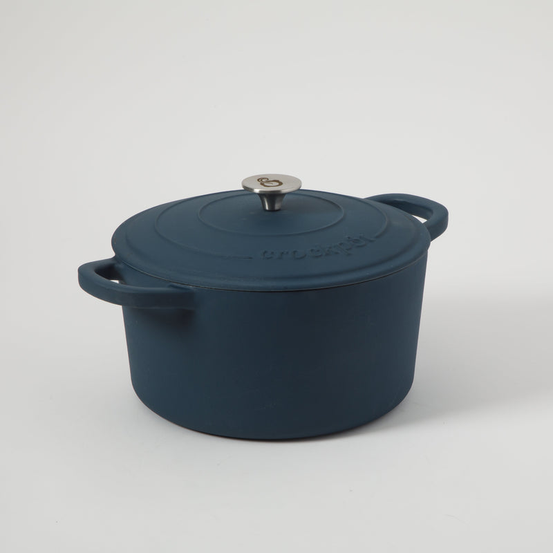 Crock-Pot Artisan 7qt Enamel Cast Iron Dutch Oven w/ Lid - Round - Gift Box w/ Remailer