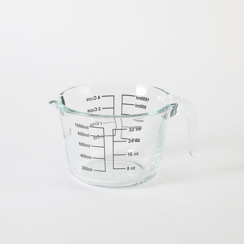 Oster Coolidge Glass 4 Cups Measuring Cup w/ PP Lid - Color Sleeve
