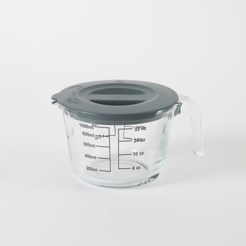 Oster Coolidge Glass 4 Cups Measuring Cup w/ PP Lid - Color Sleeve