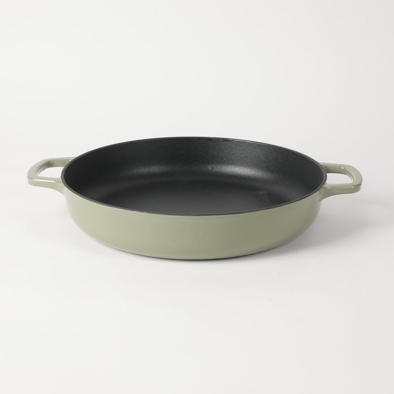 Sur la Table Kitchen Essentials Supper Club 3.75qt Enamel Cast Iron Everyday Pan w/ Borosilicate Lid - Matte Black Enamel Interior - Stainless Steel Knob - Color Sleeve w/ Remailer