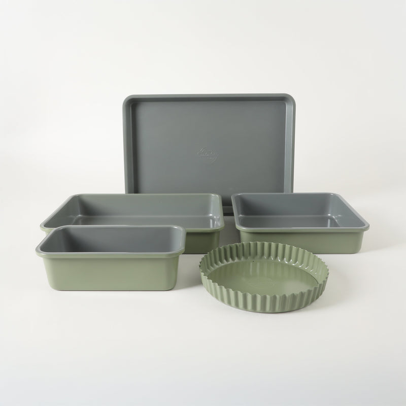 Sur la Table Kitchen Essentials Bake Sale 5pc Carbon Steel Bakeware Set - Eggshell Ext - Grey Nonstick Interior - Gift Box w/ Remailer
