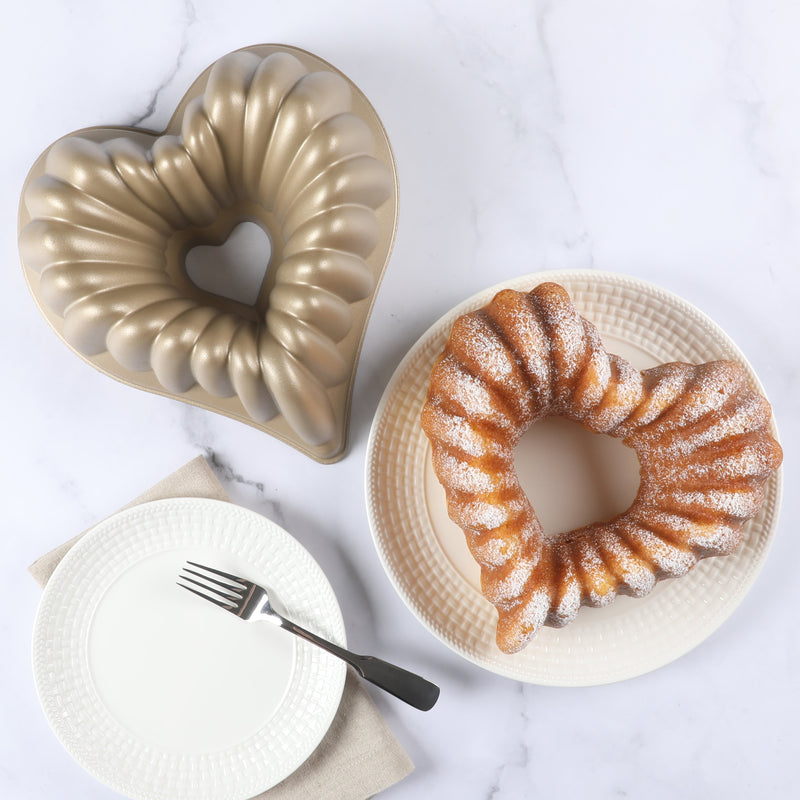 Martha Stewart Festive Holiday 10.25" x 10.75" x 3.9" Cast Aluminum Cake Mold - Heart Shaped - Non-Stick - Color Sleeve