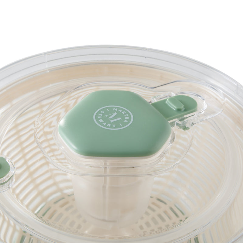 Martha Stewart Gulfwind 6 L / 6.3 qt Salad Spinner - White Color Basket - Blue Round Knob - PS/PP/ABS/TRP - GBX w/ RM
