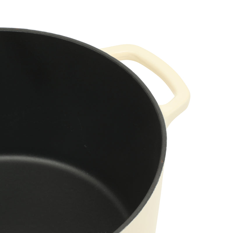 Sur La Table Kitchen Essentials Supper Club 5.5 qt Enamel Cast Iron Dutch Oven w/ Borosilicate Lid - Glossy Enamel In/Ext - Stainless Steel Knob -Enameled - Color Sleeve w/ RM