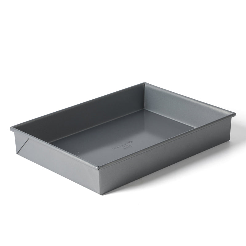 Calphalon Titan 13" x 9" Aluminized Steel Cake Pan w/ Lid - Open Stock w/ Color Sleeve