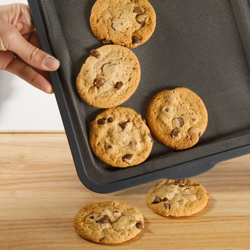 Calphalon Omni 6 pc Silicone Bakeware Set - Gift Box w/ Remailer