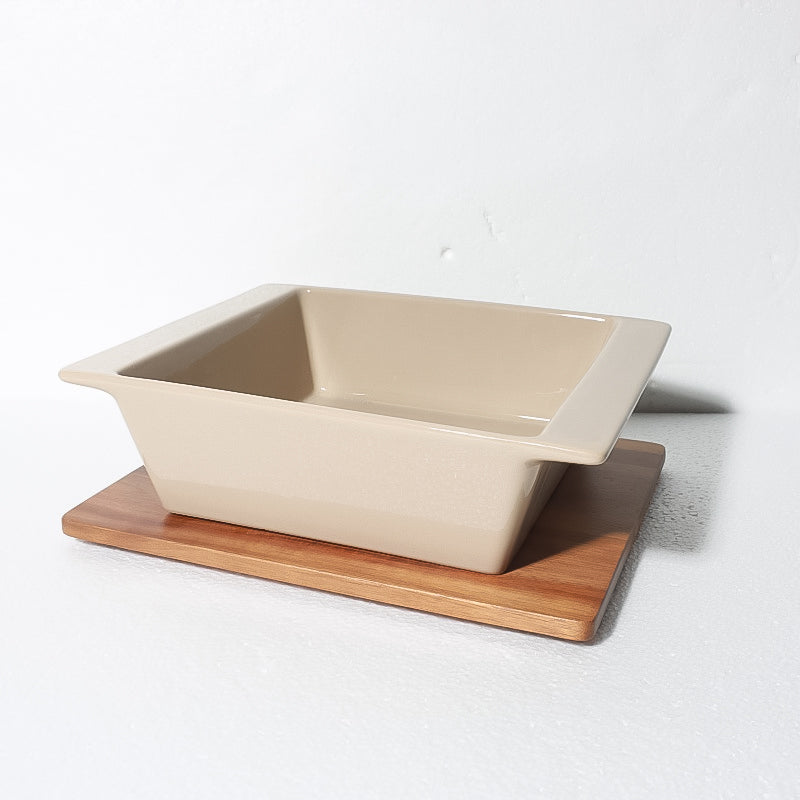 Gibson Elite Gracious Dining 2qt (1.9 Liter) Solid Color Stoneware Baker w/ Acacia Wood Lid - Color Sleeve